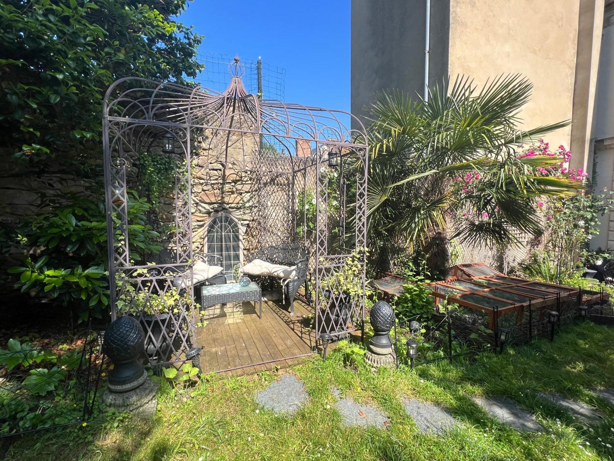 Duplex Au 2Eme Et De Notre Maison -Acces Au Jardin-Smart Tv-Streaming-Wifi Le Mans Exteriör bild